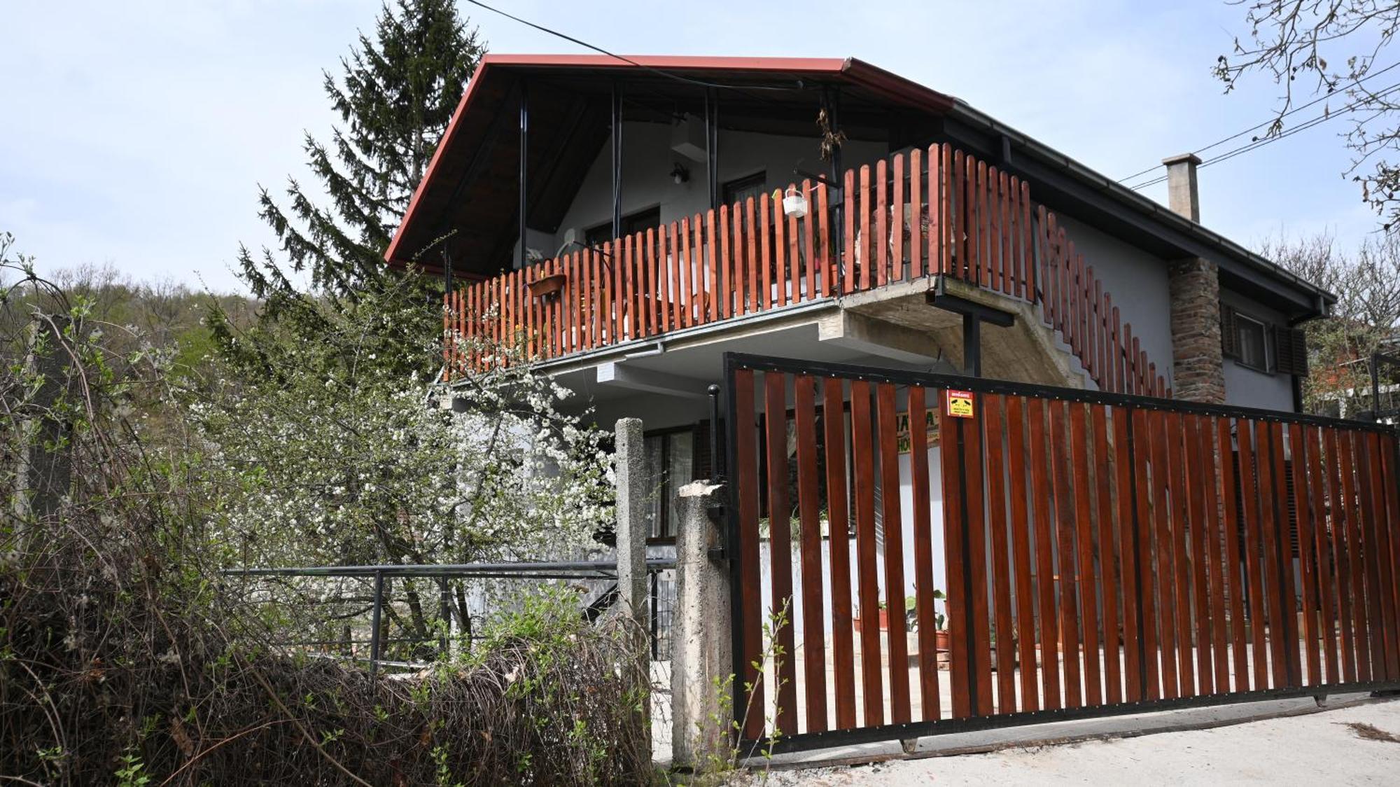 Canyon Matka Nature Apartments With A Terrace Skopje Kamer foto